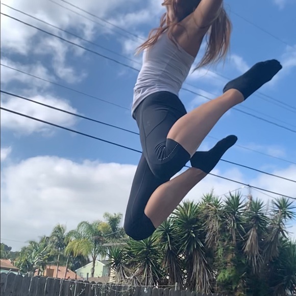 Hi!!! I’m Missy 🙏🏼🌺 - Picture 13 of 15